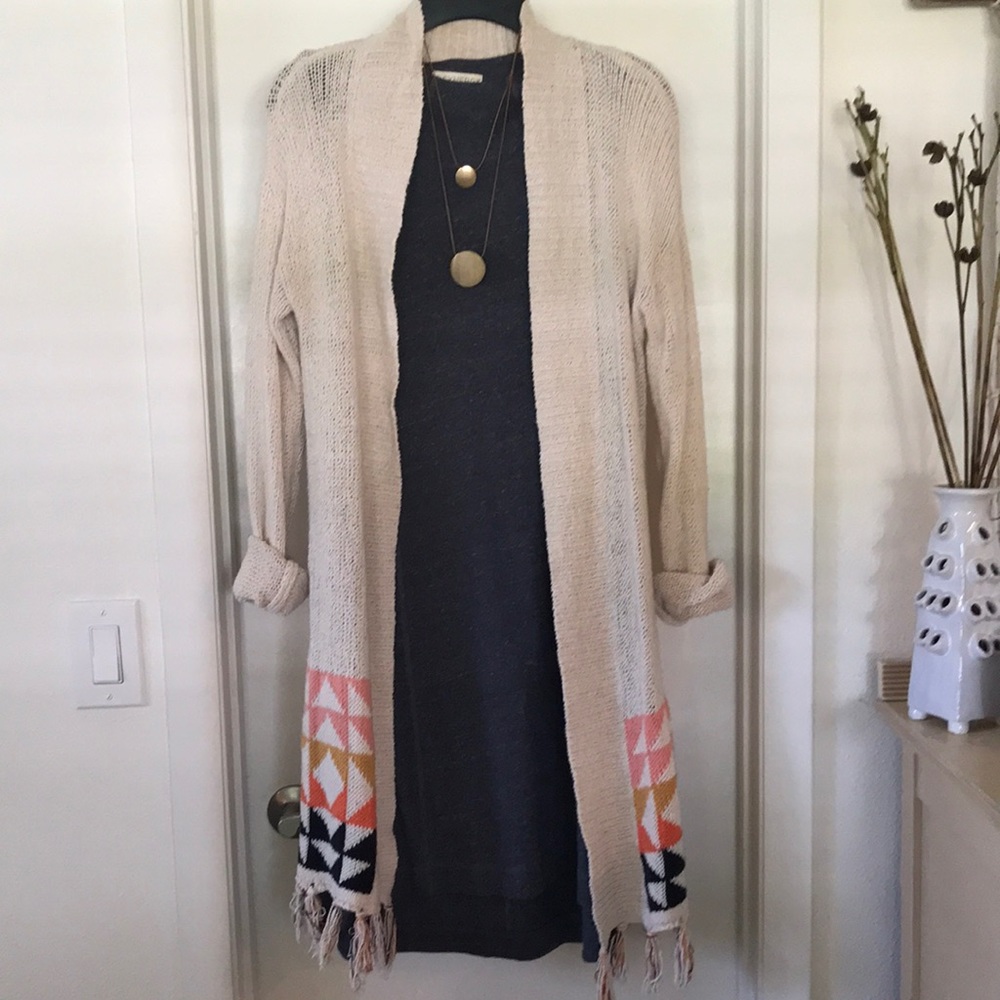 Synergy mock-turtle neckline shift. EUC
